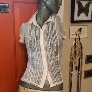 Sheer lace short sleeve blouse